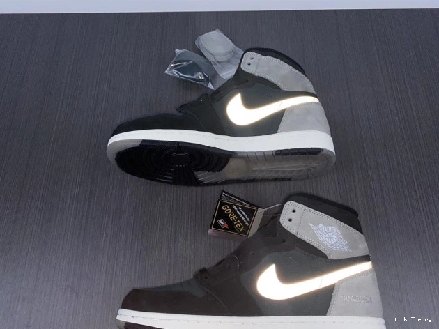 Kicked Out Shoe Store Jordan DB2889-001 High Retro Gore-Tex Grey Particle Black Element 1 0726